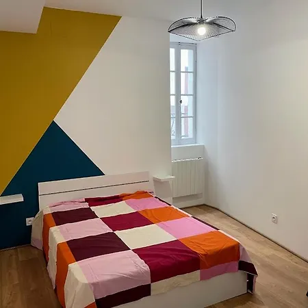 Le Colore- T2 Confortable Avec Vue Sur דירה *