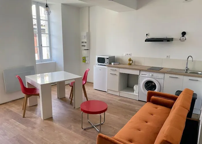 Le Colore- T2 Confortable Avec Vue Sur * Nérac